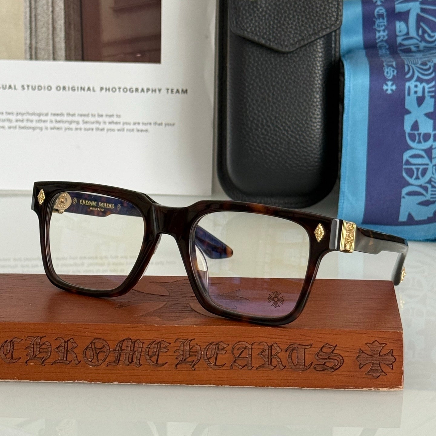 CH Halllamanass Eyeglasses 52-21-149